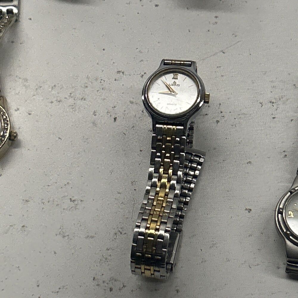 Bundle Of 21 Untested Watches - Mix Of Vintage And Smart Watches - Picture 10 of 16